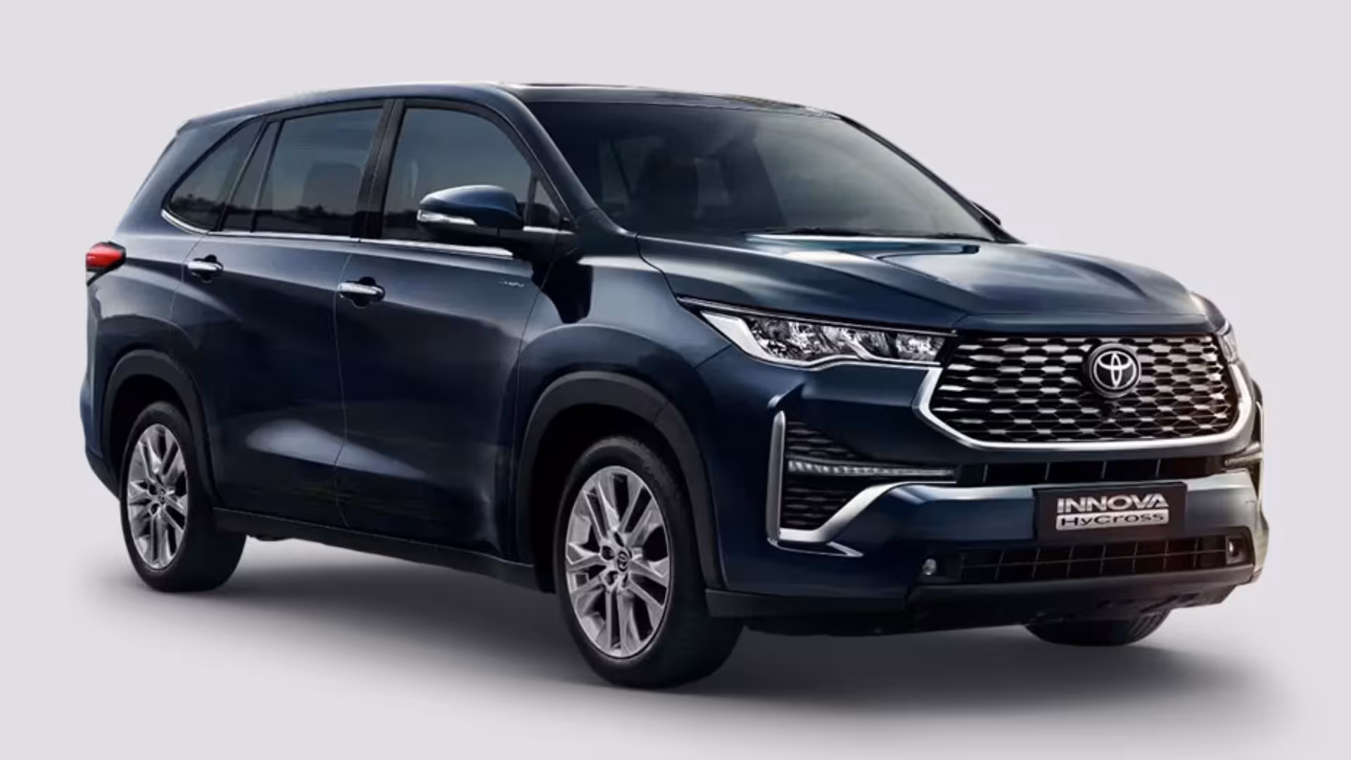 Innova Hycross