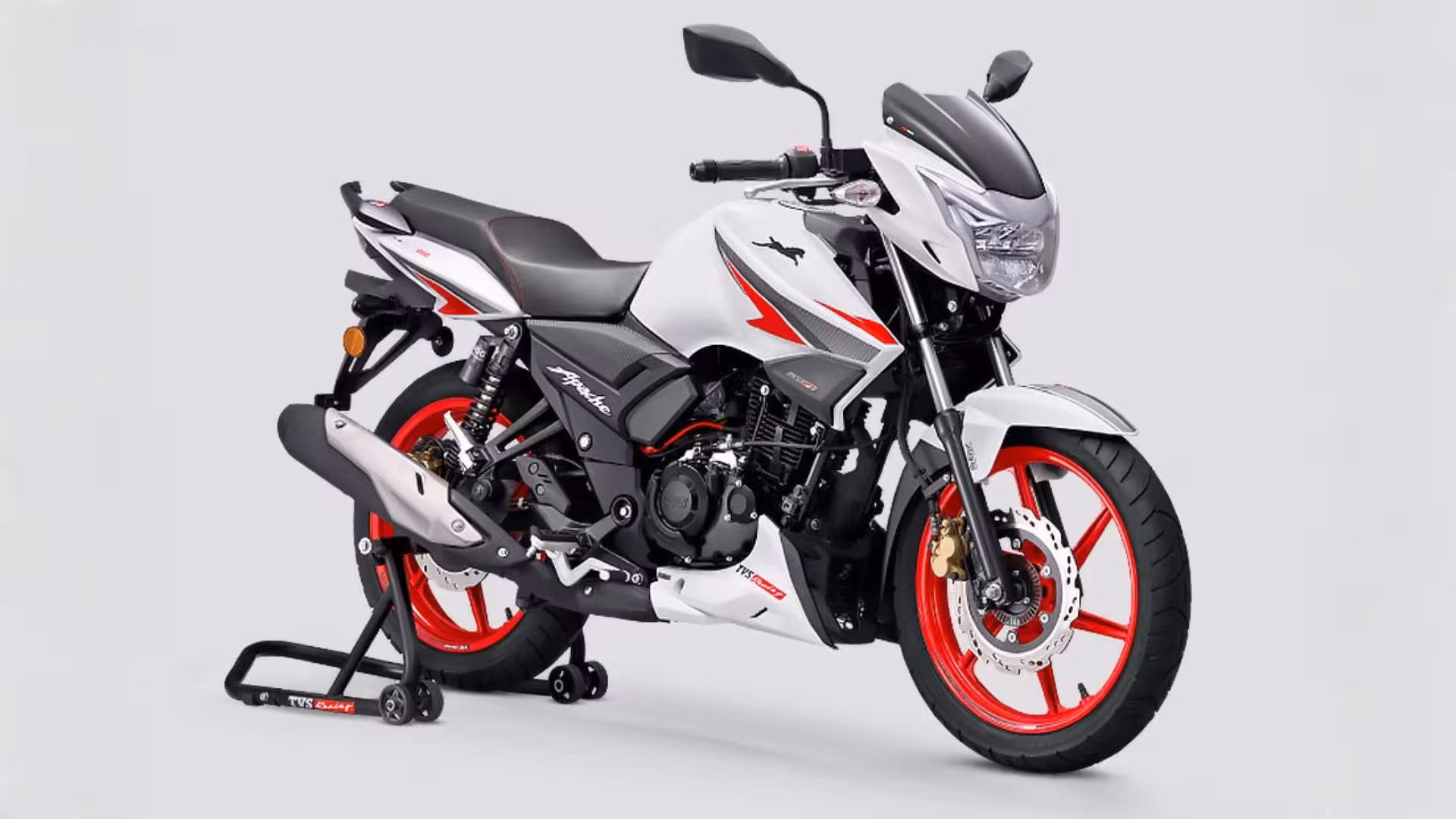 TVS Apache RTR 160 Front Left Side Image