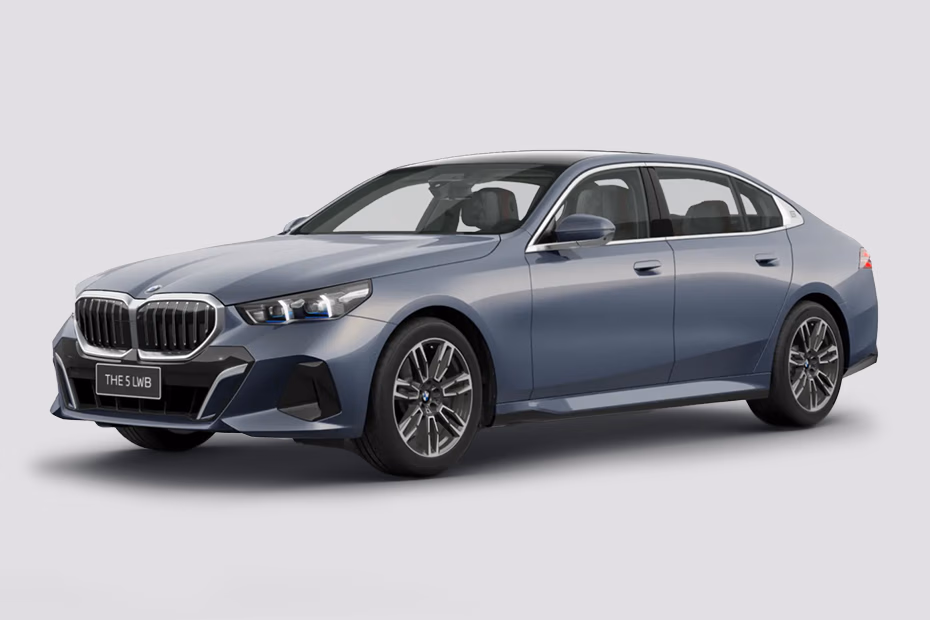 BMW 5 Series Front Left Side Image